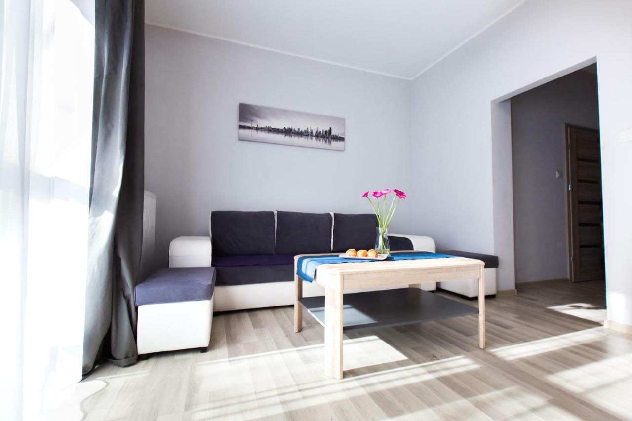 Pcd Aparthotel Ochota Warszawa Exteriör bild