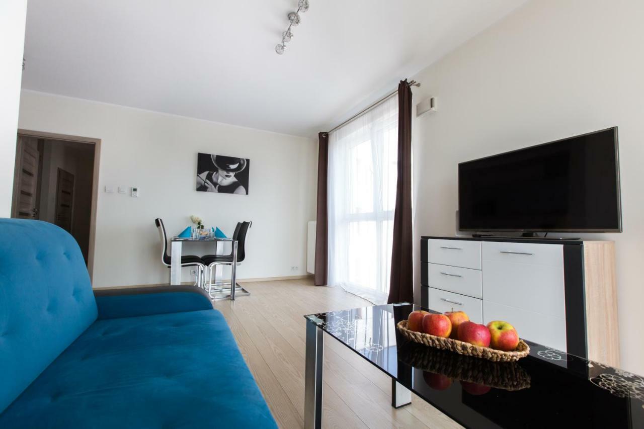 Pcd Aparthotel Ochota Warszawa Exteriör bild